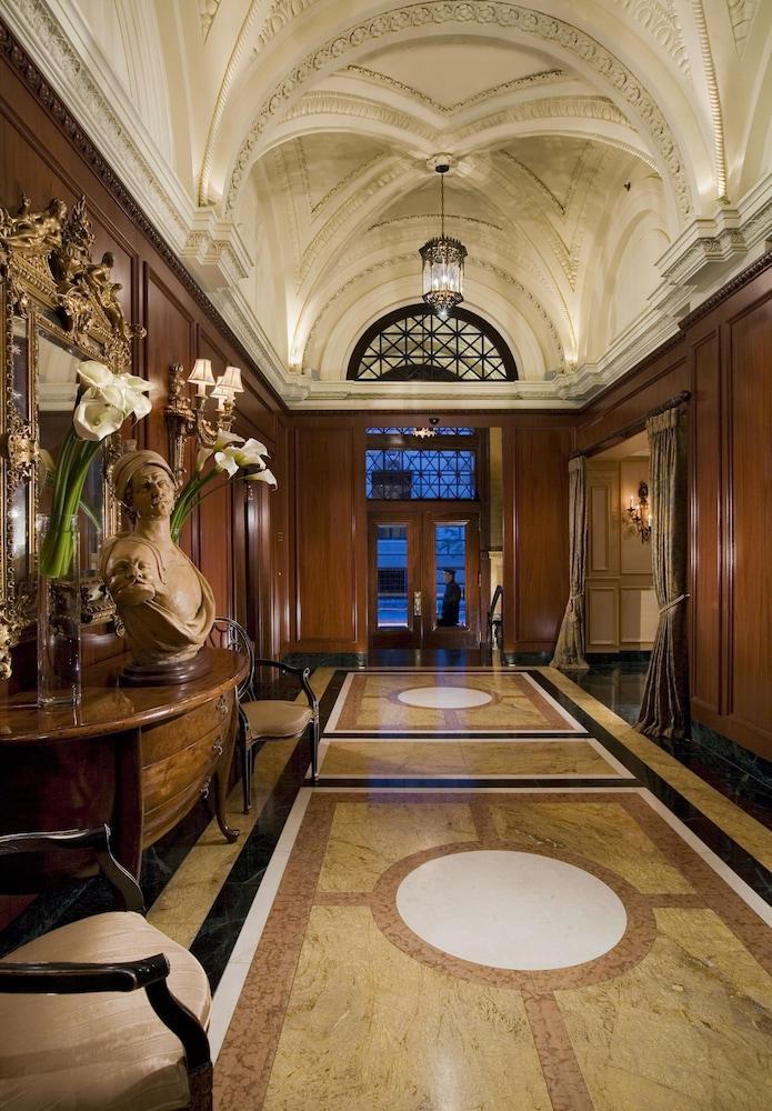Hotel Le St. James Монреал Екстериор снимка