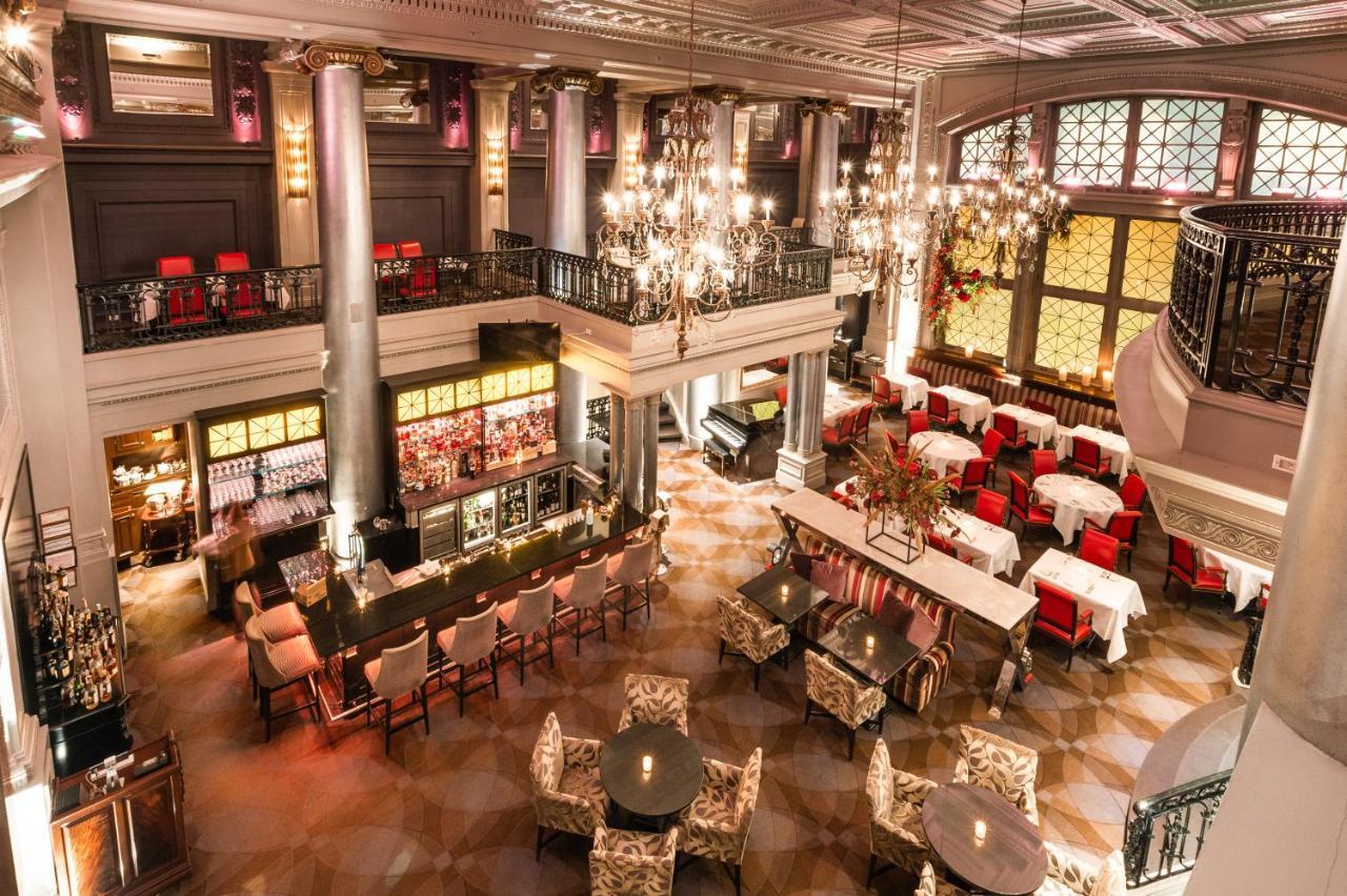 Hotel Le St. James Монреал Екстериор снимка
